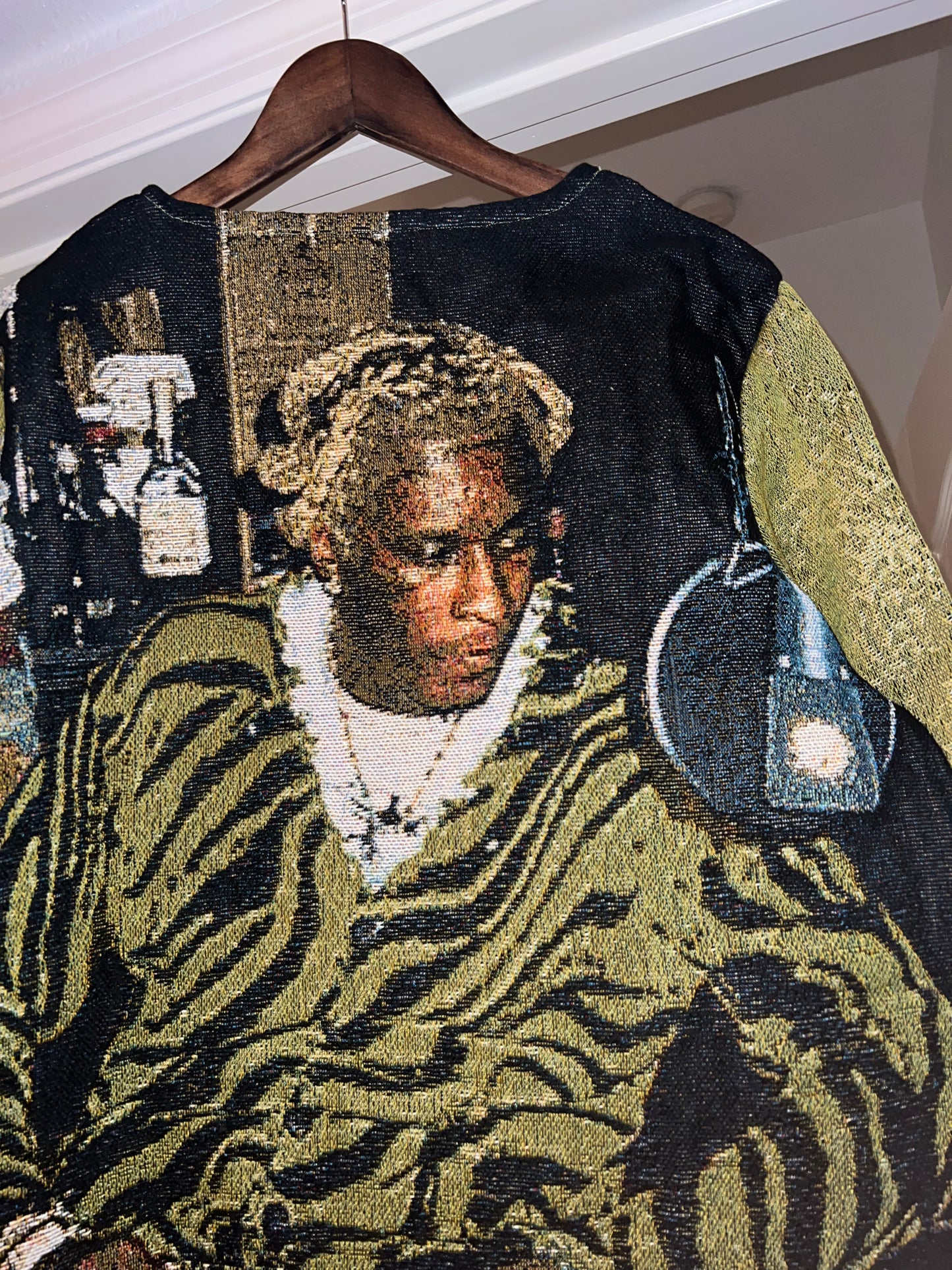 “THUGGER” WOVEN CREWNECK