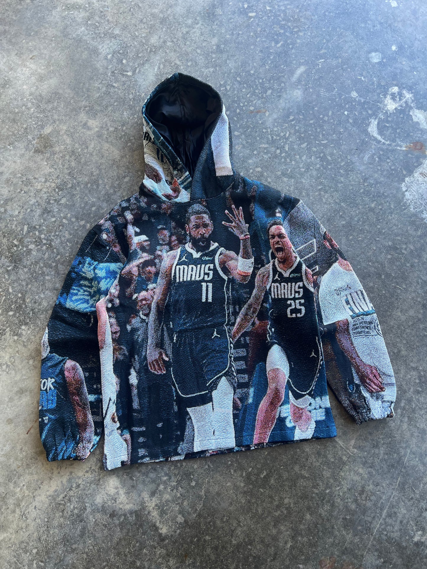 “MAVS KYRIE” WOVEN HOODIE