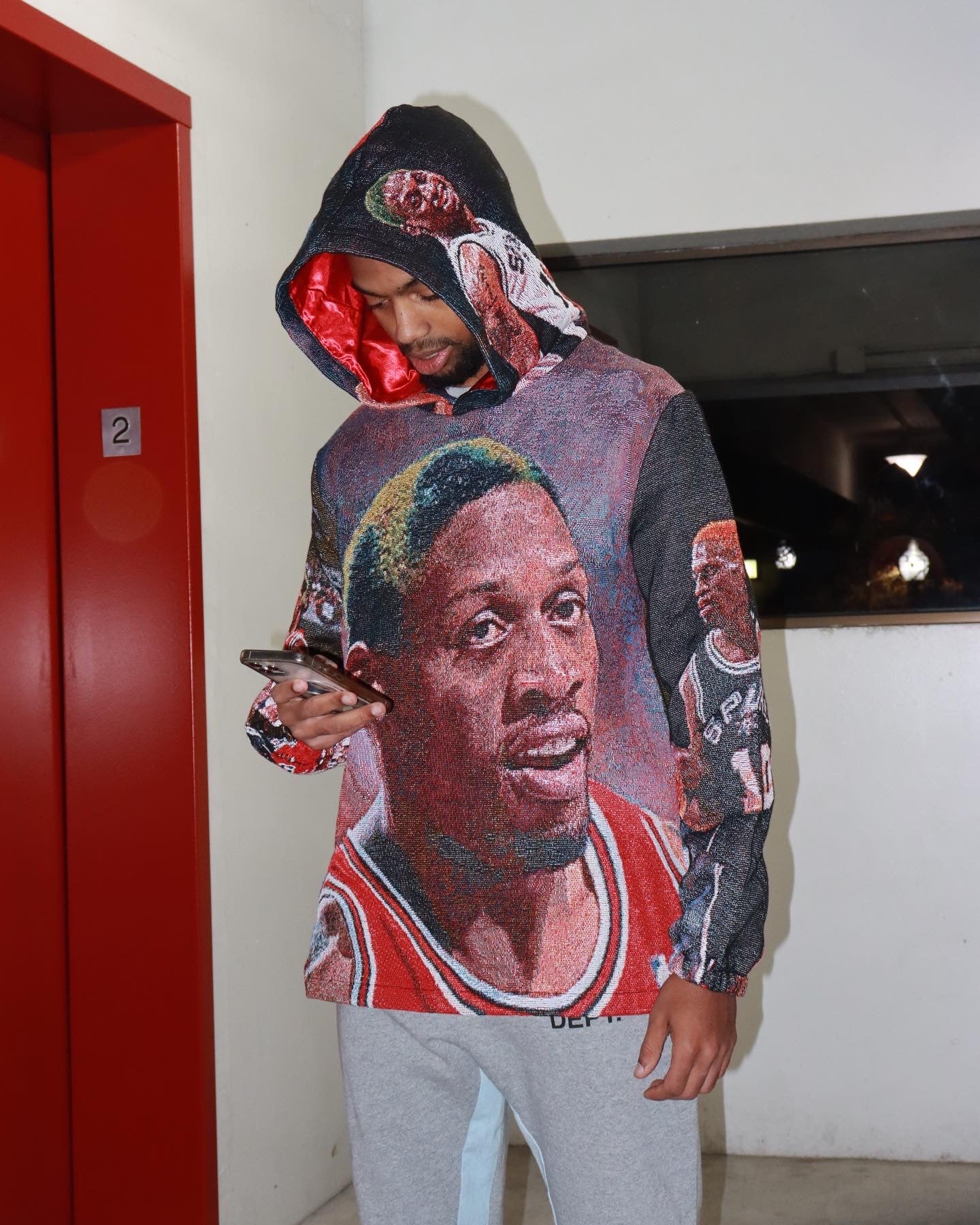 WORM WOVEN HOODIE