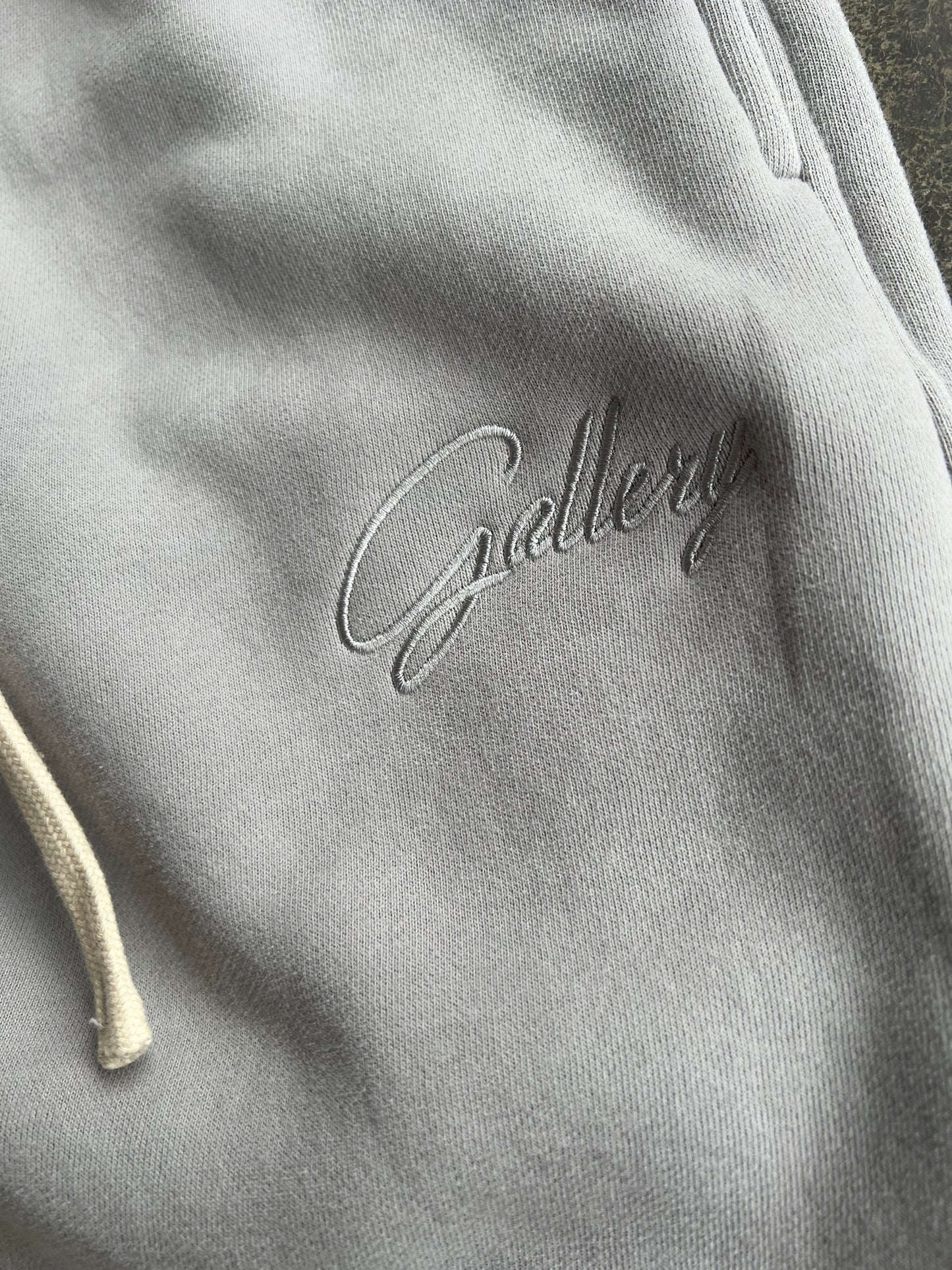 SLATE “CORE” GALLERY SWEATS