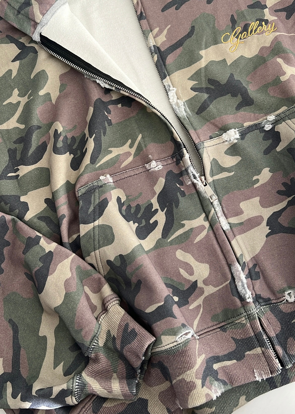 “WOODLAND” VINTAGE ZIP-UP (LIMITED)